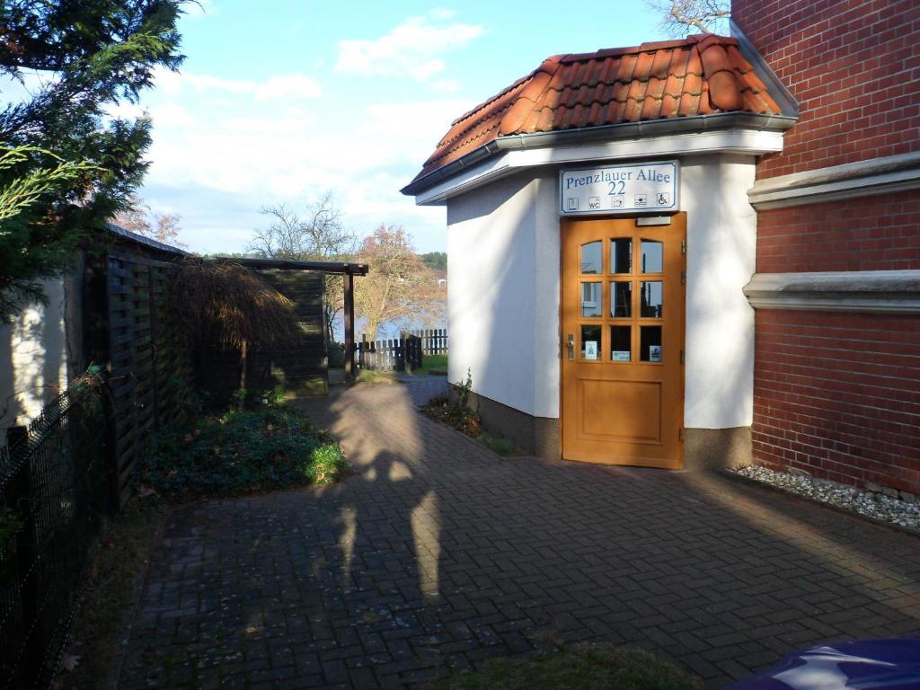 Stadtsee-Pension Templin Exterior photo